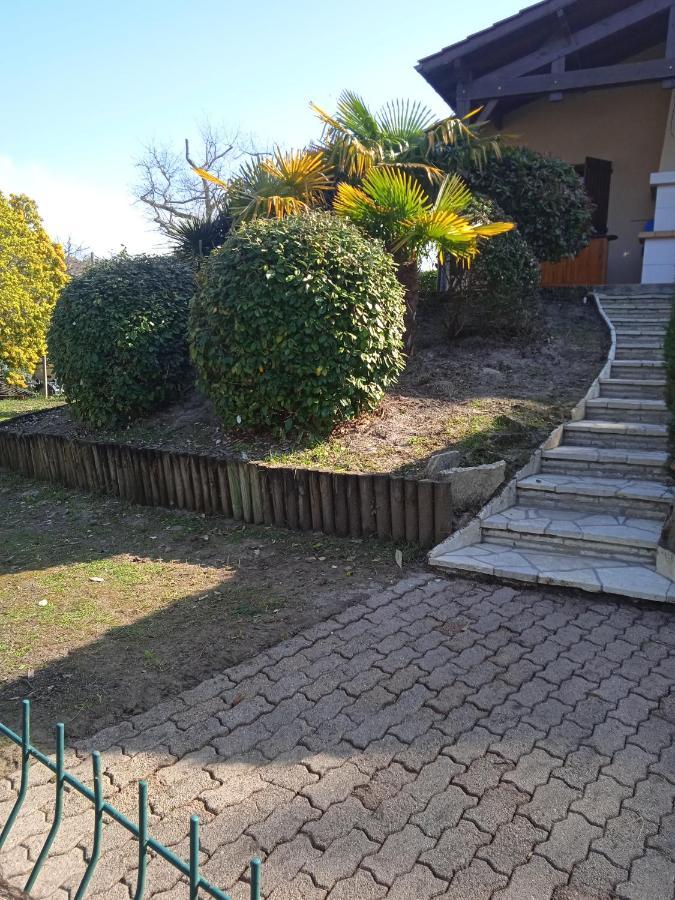 Maison Au Dessus Du Lac De ביסקארוס מראה חיצוני תמונה